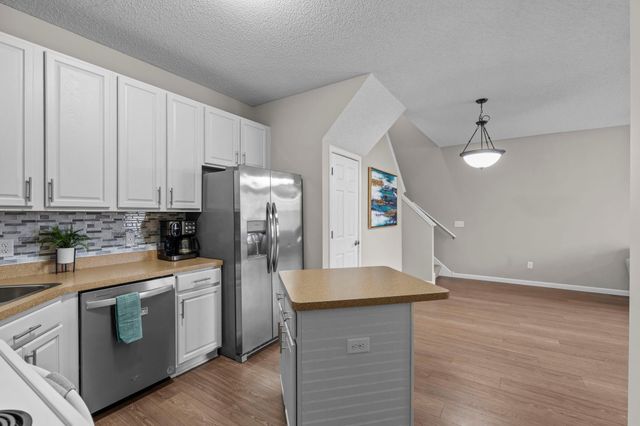 2504 Country View Drive, Northfield, MN 55057