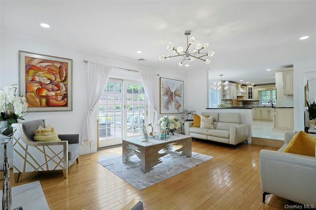 8 Stark Court, New City, NY 10956