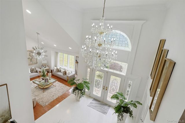 8 Stark Court, New City, NY 10956