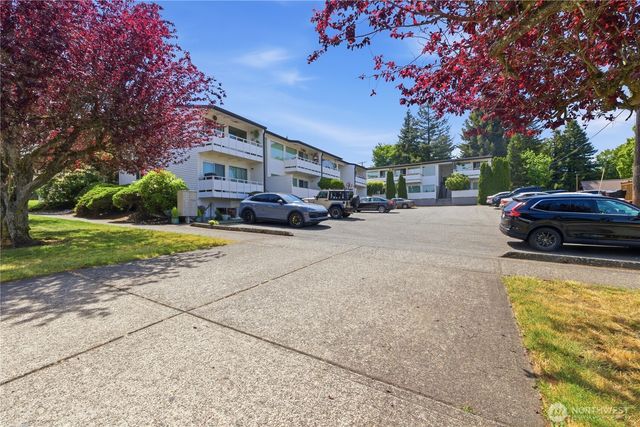 2902 N Carr, Tacoma, WA 98403