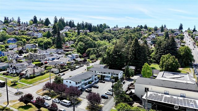 2902 N Carr, Tacoma, WA 98403