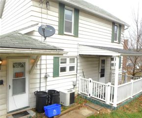 635 Rear Wood St, California, PA 15419