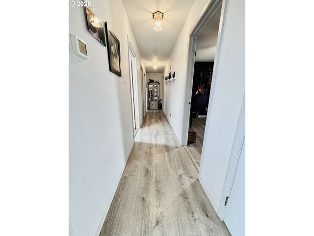835 HIGHLAND Ave, Brookings, OR 97415
