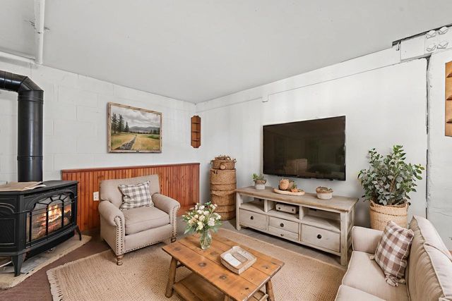 3137 S Pine AVENUE, Milwaukee, WI 53207