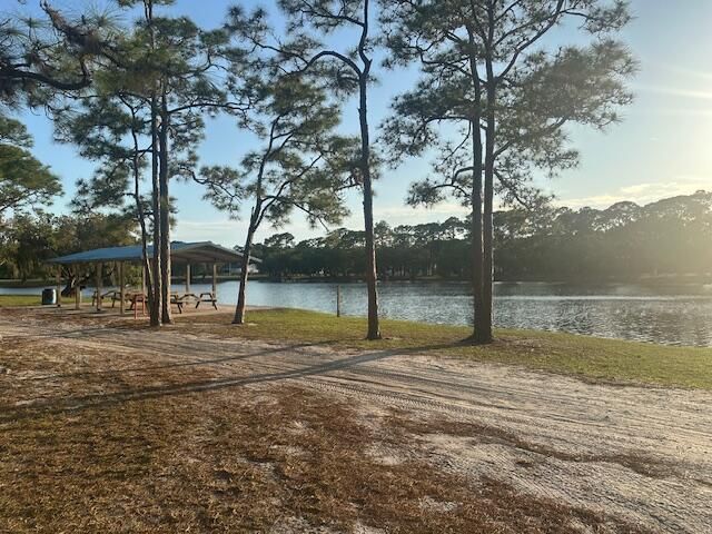 5010 Birch Drive, Fort Pierce, FL 34982