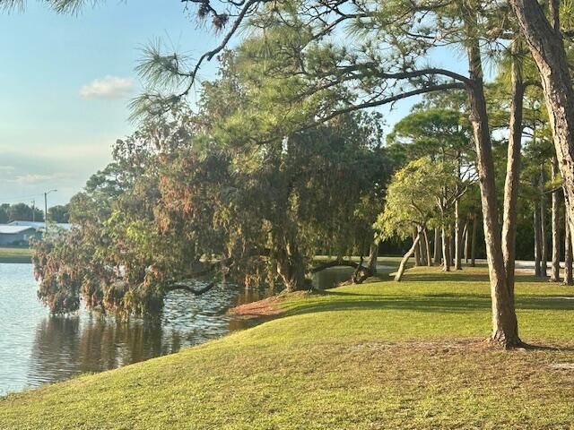 5010 Birch Drive, Fort Pierce, FL 34982