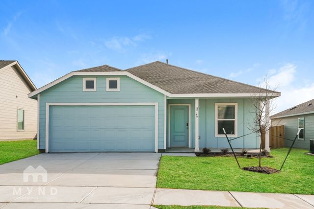 2749 Center Creek Lane, Fort Worth, TX 76108