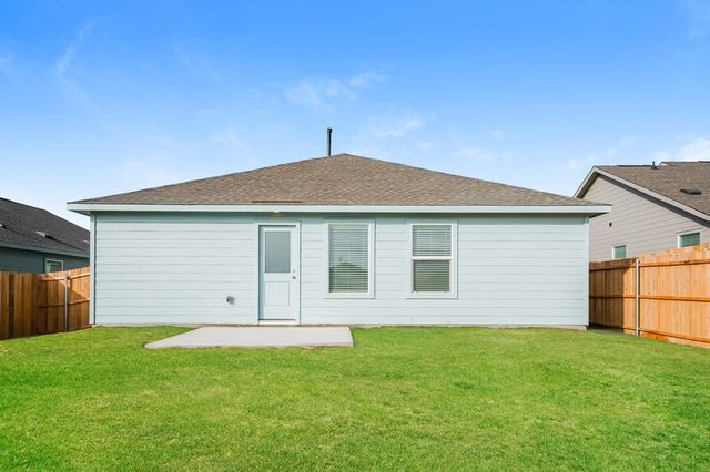 2749 Center Creek Lane, Fort Worth, TX 76108