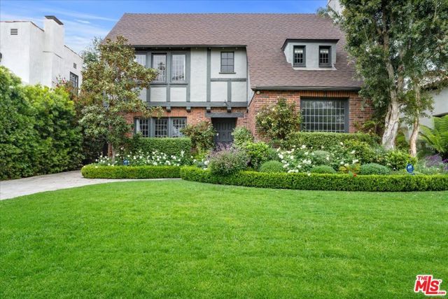 626 N Las Palmas Avenue, Los Angeles, CA 90004