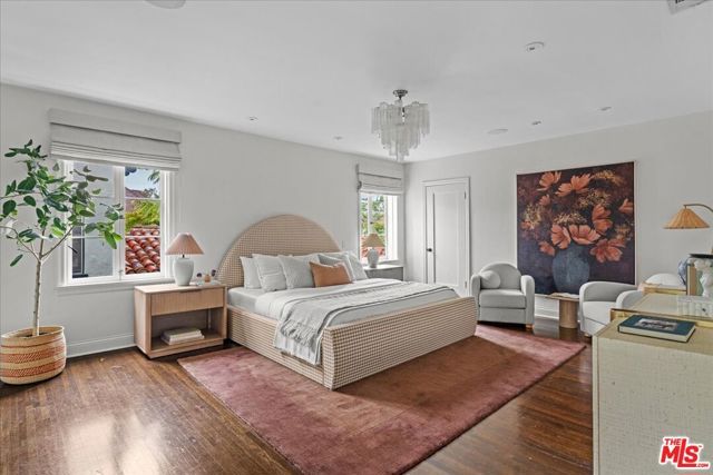 626 N Las Palmas Avenue, Los Angeles, CA 90004