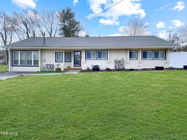 2315 Larkspur Drive, Johnson City, TN 37604