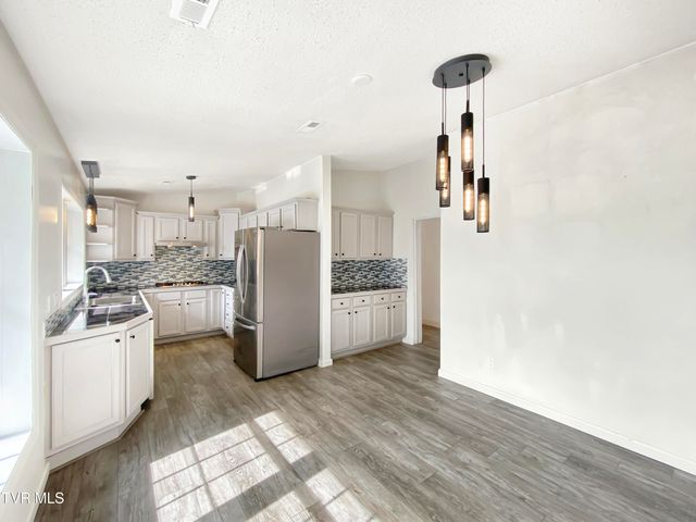 2315 Larkspur Drive, Johnson City, TN 37604