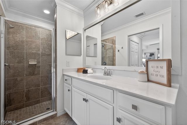 9584 Trevi CT 5214, Naples, FL 34113