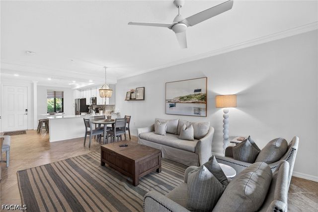 9584 Trevi CT 5214, Naples, FL 34113
