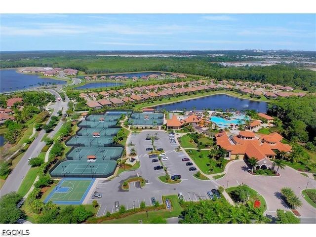9584 Trevi CT 5214, Naples, FL 34113