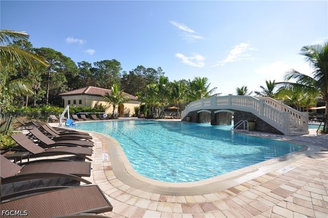 9584 Trevi CT 5214, Naples, FL 34113