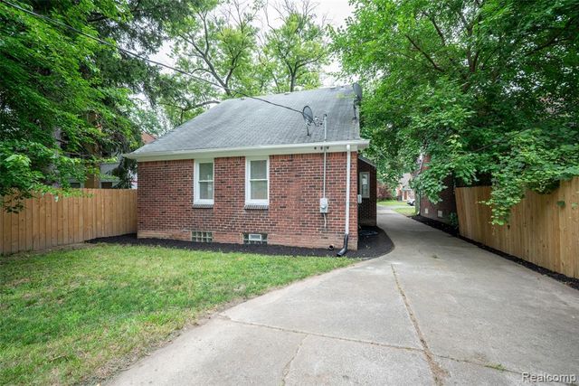 11611 Laing Street, Detroit, MI 48224