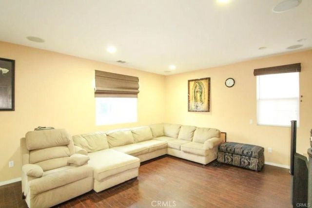 19914 Christopher, Saugus, CA 91350