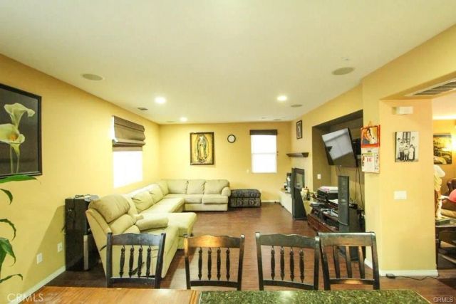 19914 Christopher, Saugus, CA 91350