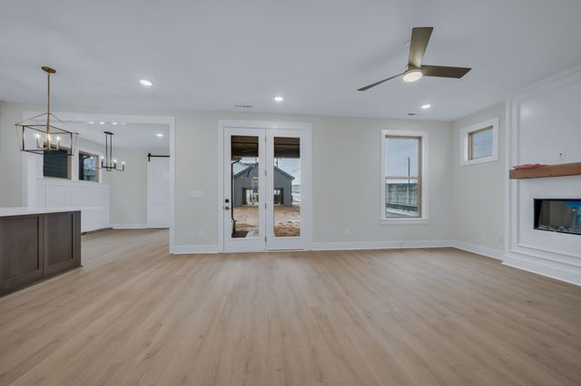 500 Eastboro Dr, Nashville, TN 37209