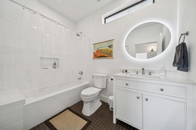 1915 Everett Street, Houston, TX 77009