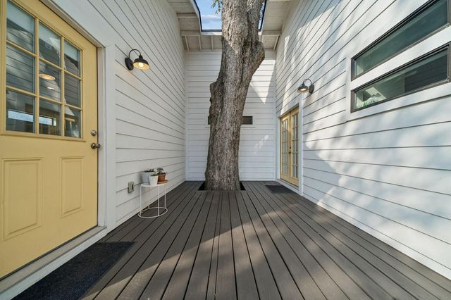 1915 Everett Street, Houston, TX 77009