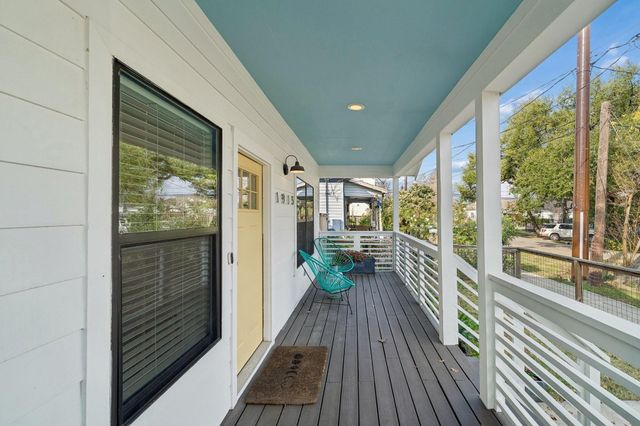 1915 Everett Street, Houston, TX 77009