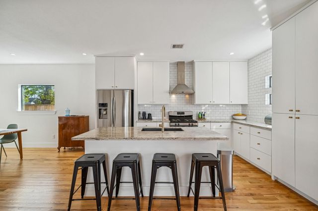 1915 Everett Street, Houston, TX 77009