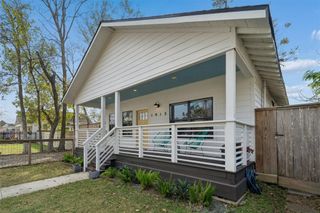 1915 Everett Street, Houston, TX 77009