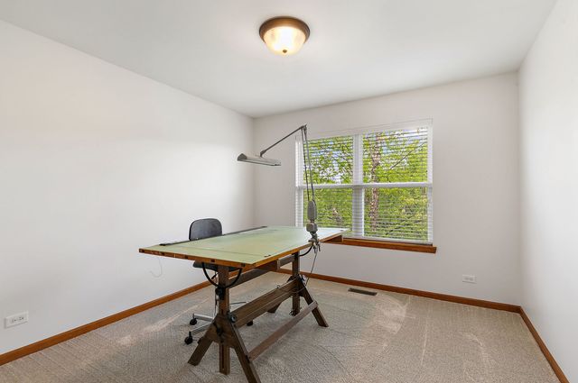 811 Singing Hills Drive, Volo, IL 60073