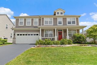 811 Singing Hills Drive, Volo, IL 60073