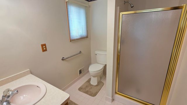 34565 Ann Arbor Trail, Livonia City, MI 48150