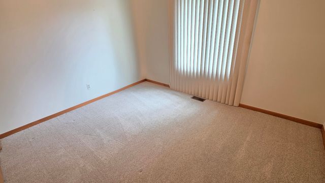 34565 Ann Arbor Trail, Livonia City, MI 48150