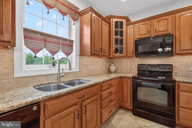 5140 JENNIFER CIR, Mechanicsburg, PA 17050