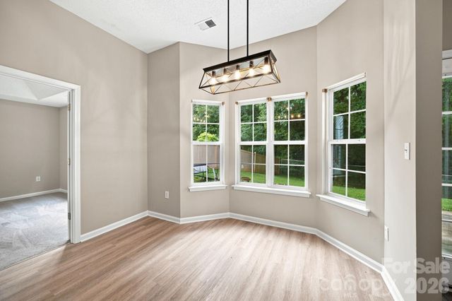 7632 Free Bird Avenue, Charlotte, NC 28216