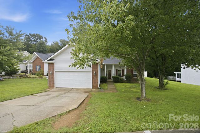 7632 Free Bird Avenue, Charlotte, NC 28216