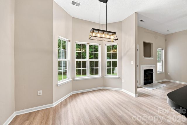 7632 Free Bird Avenue, Charlotte, NC 28216