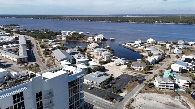 809 W Beach Boulevard P-202, Gulf Shores, AL 36542