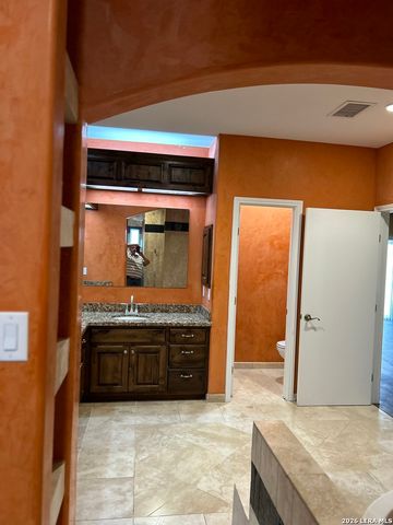 628 ira lee, San Antonio, TX 78218