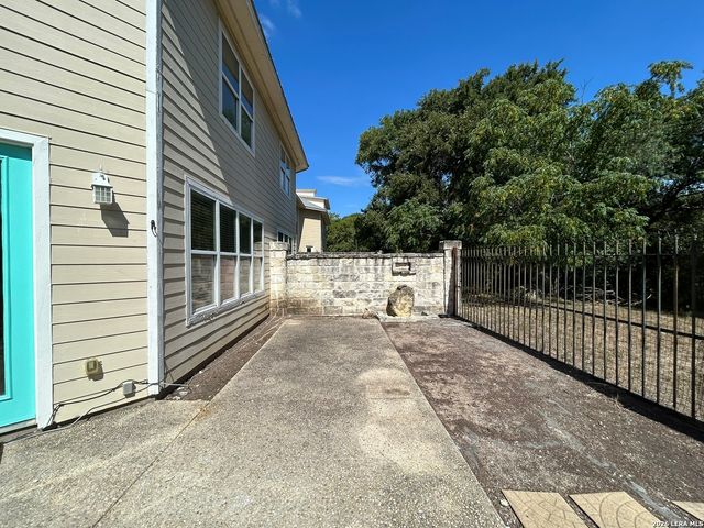 628 ira lee, San Antonio, TX 78218