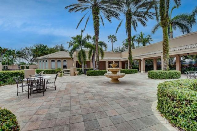 19305 SKYRIDGE Circle, Boca Raton, FL 33498