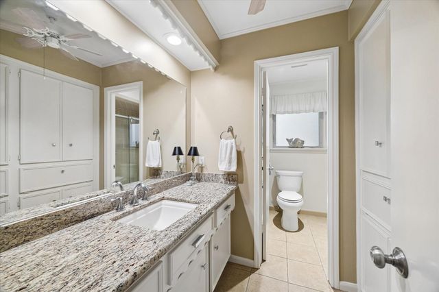 1926 Twin Springs, Kingwood, TX 77339