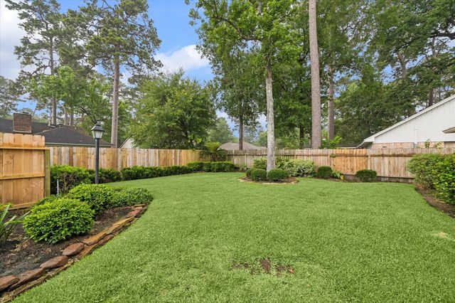 1926 Twin Springs, Kingwood, TX 77339