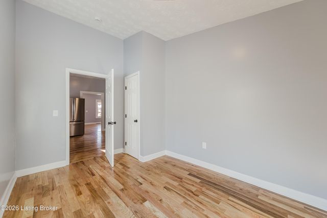 2639 Greenwood Ave, Louisville, KY 40211