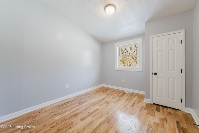 2639 Greenwood Ave, Louisville, KY 40211