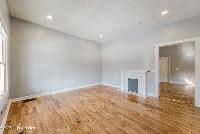 2639 Greenwood Ave, Louisville, KY 40211