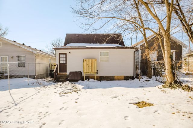 2639 Greenwood Ave, Louisville, KY 40211