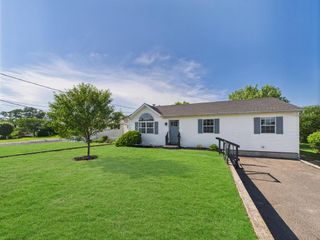 45 Willow Street, Aquebogue, NY 11931
