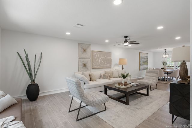 123 E Brandon Dr, San Antonio, TX 78209