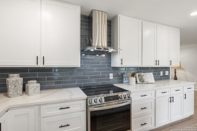 123 E Brandon Dr, San Antonio, TX 78209